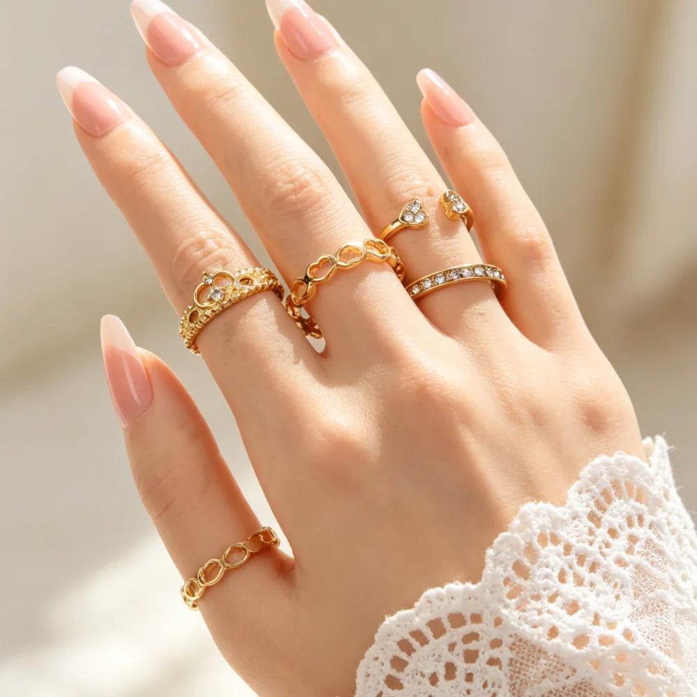 20/30/50Pcs/Lot Elegant Bohemia Heart Moon Rings Set For Women Mix Style Fashion Jewelry For Birthday Daily Wear Wholesale