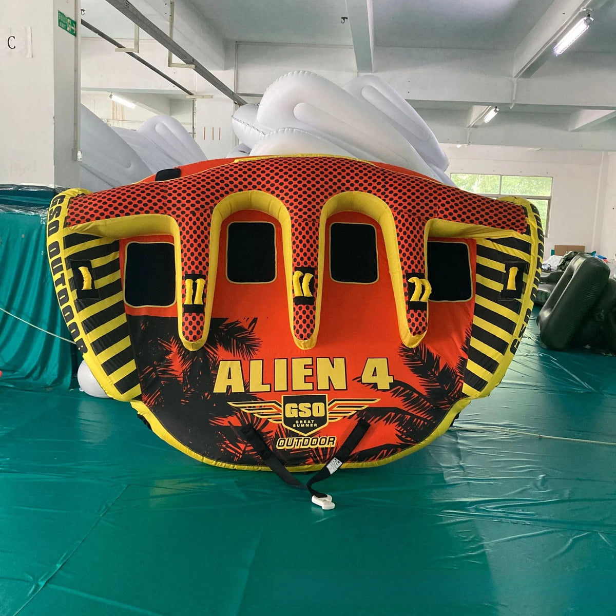 Ultra-Low Price Inflatable Multi-Person Backrest Water Towing Boat Hot 2-3-4 Towing Hovercraft